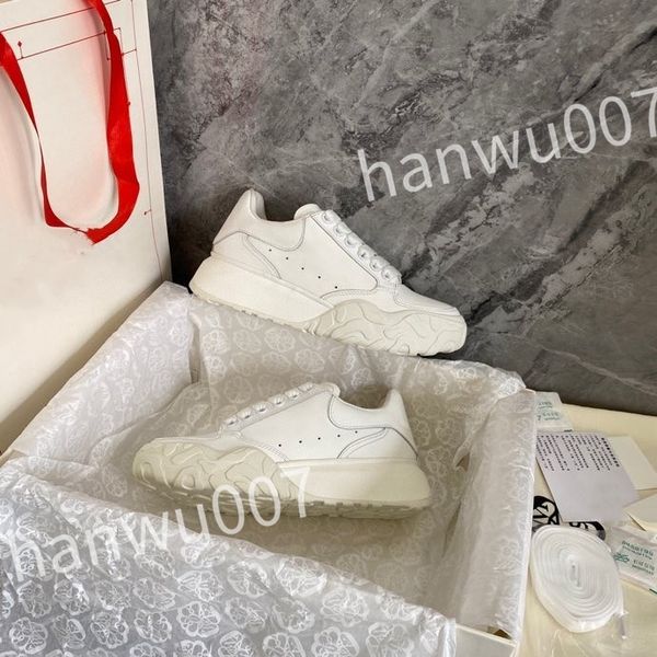 

2023 new luxury mens women classic casual shoes sneakers vintage platform trainer sneakers designer outdoor sport old dad shoe trainers xsd2, Black