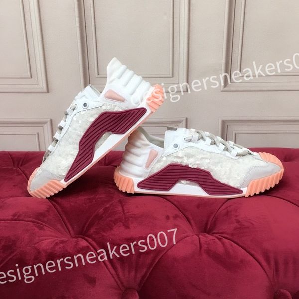 

2023 new casual shoe designe womens running shoes platform women men for leather sneaker trainer trainers triple white sneakers hc210815, Black
