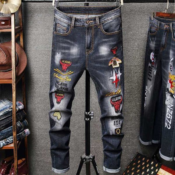 

designer casual jeans embroidered jeans men's fashion brand personality chinese style hole patch elastic small foot long pants, Blue