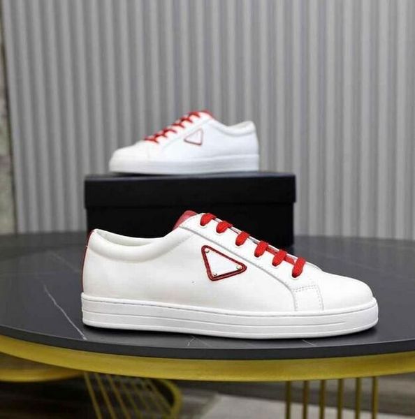 

luxury patent leather outdoor running shoes par sneakers leather casual shoes men's high-quality flat-bottomed sneakers black mesh lace