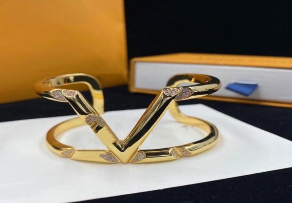 

elegant women letter bangle paris designer jewelry lady diamonds bracelets luxury 18k gold silver upscale wedding bracelet bridal 3790374, Black