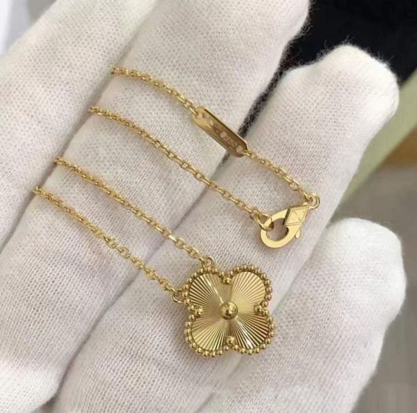 

womens love clover designer brand luxury pendant necklaces with shining crystal diamond 4 leaf gold laser silver choker necklace p3312174