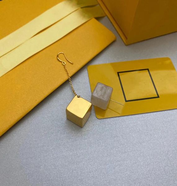 

square asymmetric acrylic dice stud earrings women fashion golden brass earrings3112284, Silver