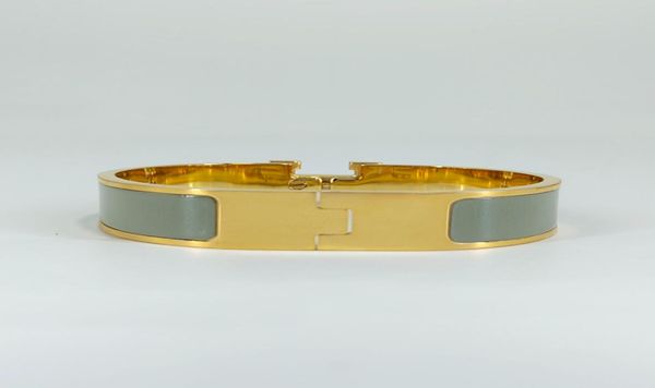 

2022 designer bracelet mens gold bracelets bangles goldsilver version stainless steel women and men designer jewelry 2957288, Black