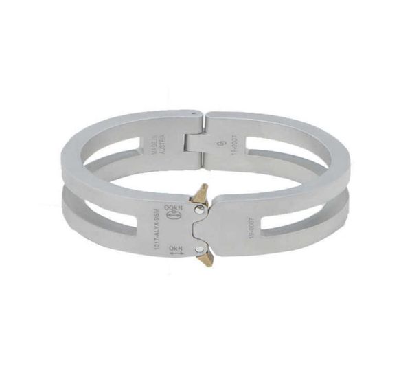 

2021 new alyx bracelet ttitanium alloy 11 version track alyx hip hop cuff bracelets 1017 alyx 9sm 190007 q076998361, Black