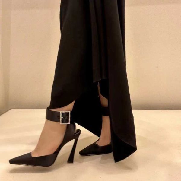 

lady sandals rhinestone satin high heels for women in the summer new style with a flat toe buckle and celebrity black slim 230626