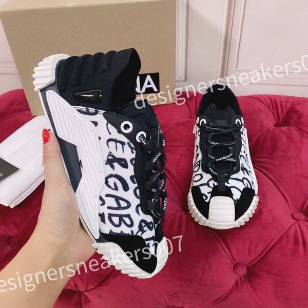 

2023 new luxury designer casual shoes genuine leather fashion mens and women low flat shoes skateboard sneakers couple shoe hc210815, Black