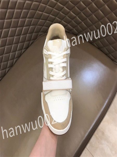 

2023 luxury designer sneakers calfskin casual shoes reflective vintage leather trainers all-match stylist sneaker leisure shoe platform lace, Black