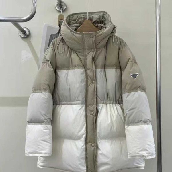 

autumn and winter ladies hooded thick loose gradual change down coat, fit to receive waist slimming, gradual change style novel fashion, qui, Black