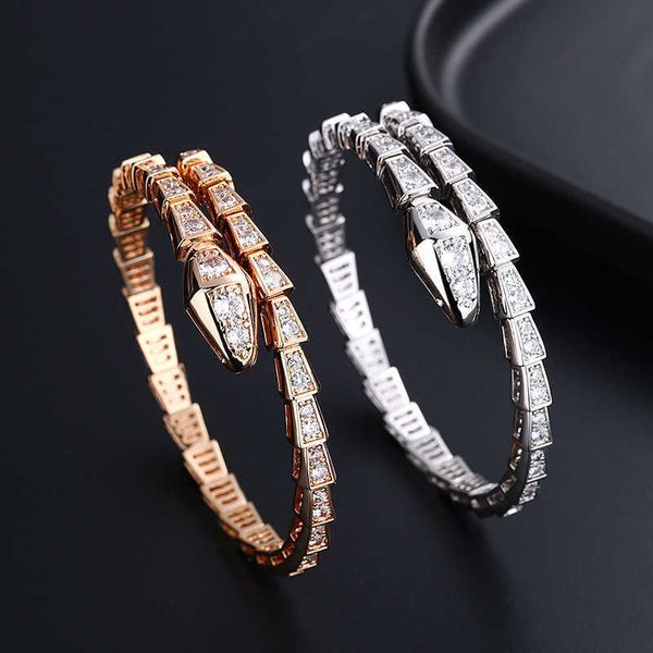 

baojia snake shaped full diamond fashion haoshi handpiece high edition adjustable rose gold bracelet, Golden;silver