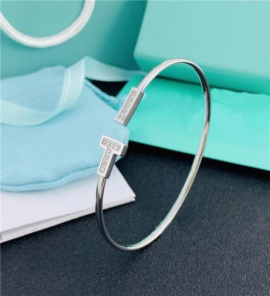

bracelets designer for women fashion style bracelets wristband cuff chain design letter jewelry crystal silver torque bangle weddi2003706, Black