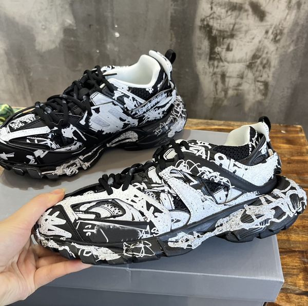 

track graffiti sneaker designer sneakers men women casual shoes triple white black trainers luxury mesh nylon sports run shoe