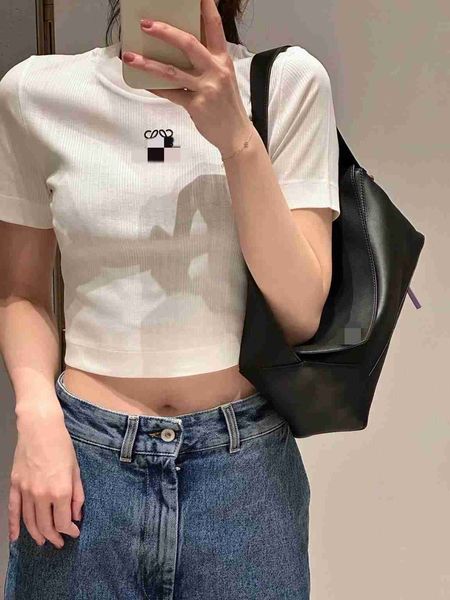 

short sleeved knitted shirt for women in the summer of 2023 new style spicy girl unique slim fitting short cut with exposed navel trendy ite, White