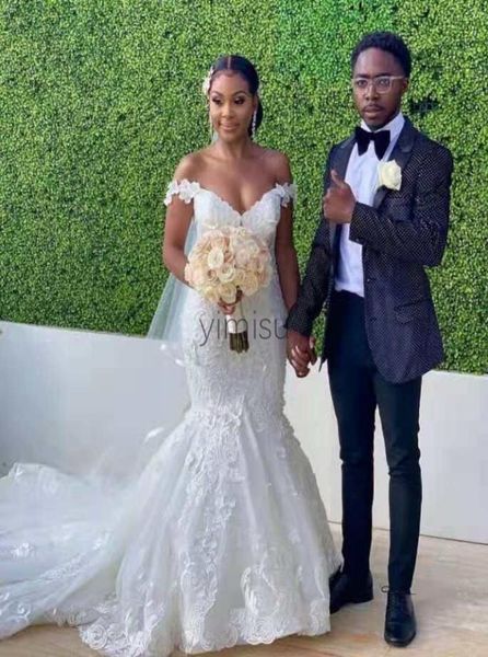 

elegant lace mermaid wedding dresses 2020 off shoulder sweep train appliques garden country african bridal gowns vestidos de novia7793354, White