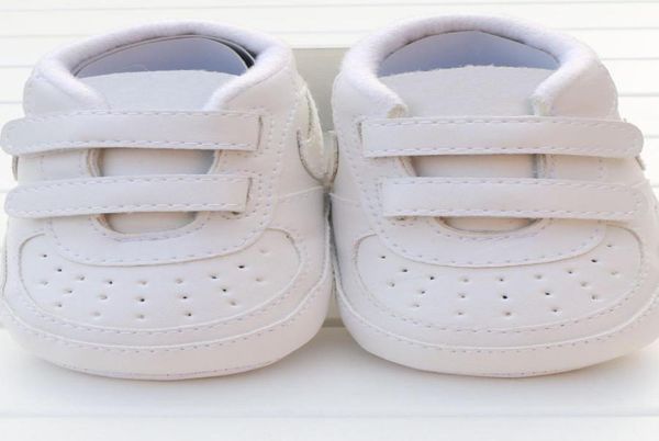 

newborn baby first walkers shoes spring autumn boys girls kids infant toddler classic sports sneakers soft soled antislip shoes4458444