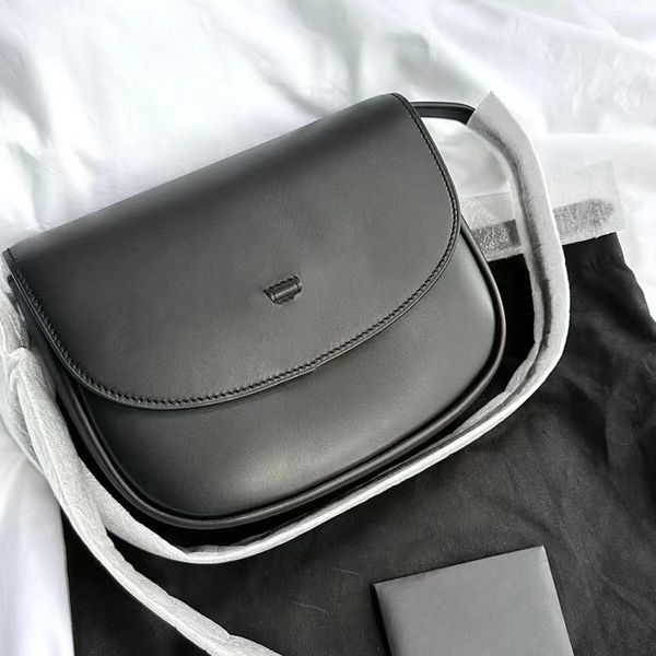 

7a quality designer saddle crossbody bag womens man leather shoulder bags metal letter logo travel croissant bag fashion tote chains handbag