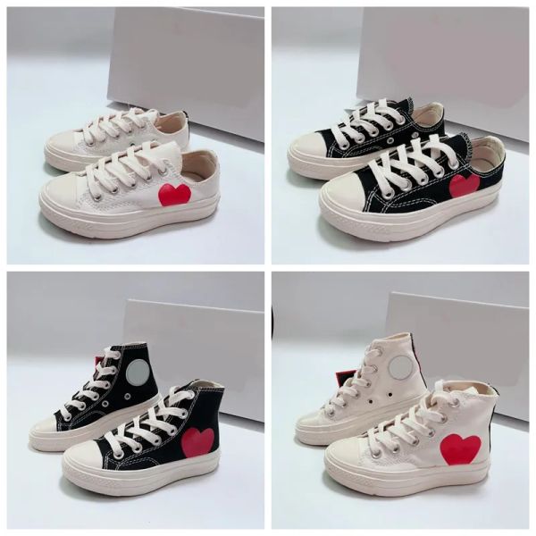 

2022 infant big kids knit play for girl boys love canvas running shoes designer baby youth kids breathable white black child climbing casual