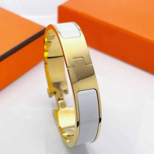 

luxury bracelet her max female designer 18k gold letter enamel bracelet fashion bracelets for men and women daily accessories party wedding, Black