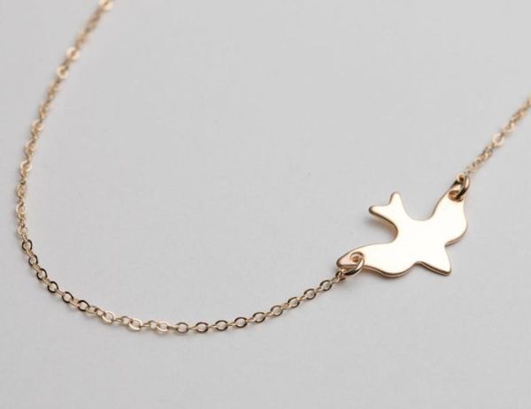 

5pcs gold silver tiny soar flying bird necklace peace dove necklace little swallow baby bird necklaces abstract necklaces6818851