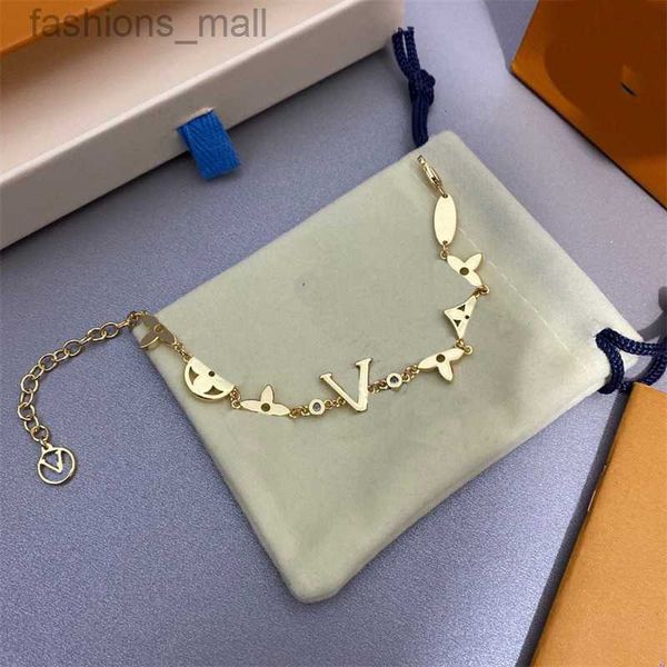 

jewelry designer bracelets love charm bracelet monogram blossom flower thin chain cjewelers pulsera luxury letter lock gold bracelets for wo, Golden;silver