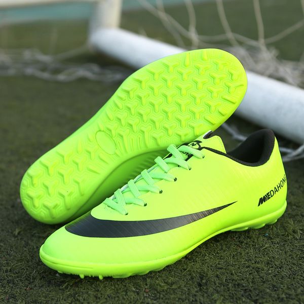 

safety shoes professional children's soccer shoes high-quality outdoor soccer shoes superfly futsal soccer shoes men's soccer spor, Black;brown