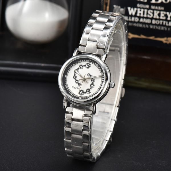 

role wrist watches for women 2023 womens watches three needles quartz watch luxury brand designer clock steel belt fashion montre de luxe ty, Slivery;golden