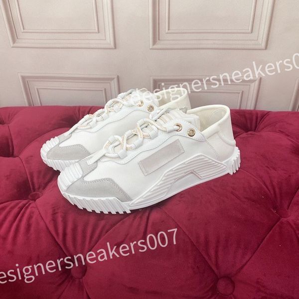 

2023 new couple casual sports shoes men's bread shoes combination fashion brand classics versatile board shoe women's trend hc2104, Black