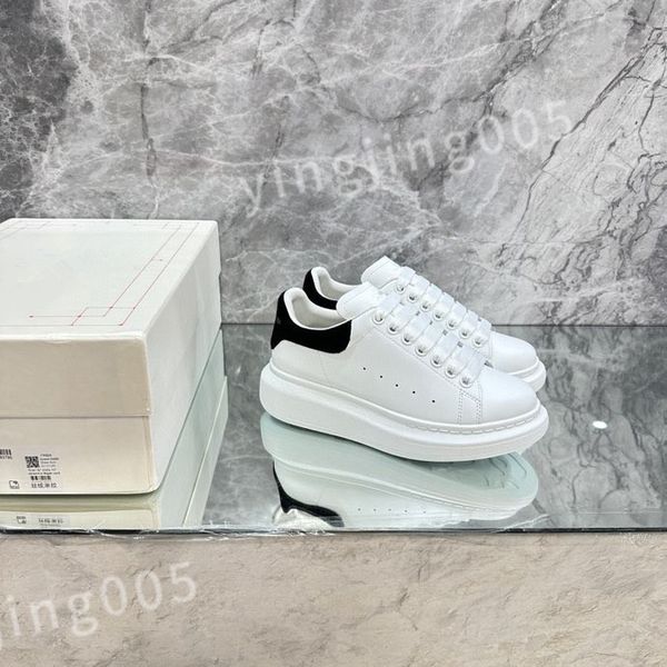 

luxury designer woman shoe leather lace up men fashion platform oversized sneakers white black mens womens alexanders xsd221101