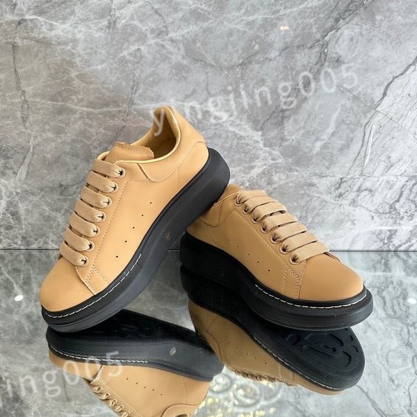 

2023 casual shoes triple sole trainers old dad shoe sneaker black crystal bottom men womens trendy and fashionable superior shoe xsd221102