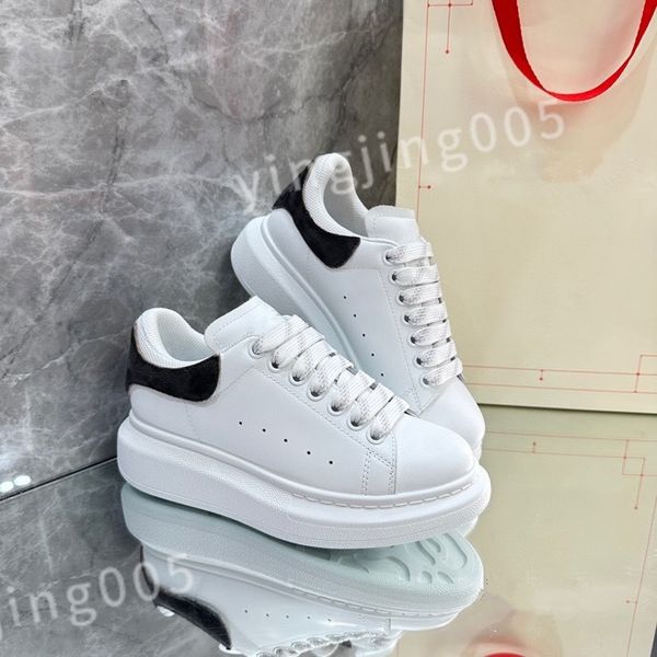 

new designer woman shoes leather lace up men fashion platform oversized sneakers white black mens womens alexanders xsd221101