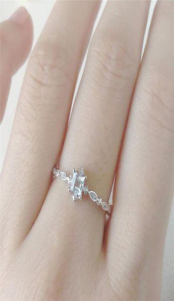 

dainty blue crystal ring for women simple style square engagement finger ring ladys fashion jewelry bague9420359, Golden;silver