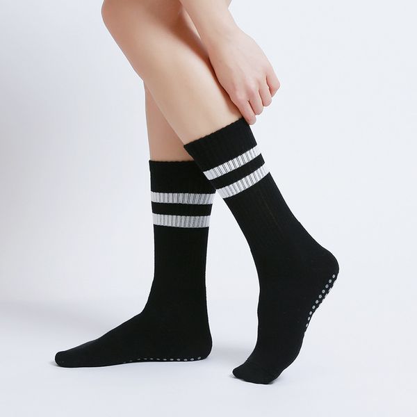 

al winter ins pilates stockings non-slip yoga socks cotton wholesale women's mid-tube piles thickened solid terry, Black