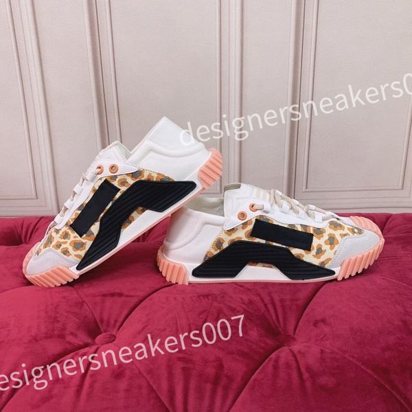 

2023 new womens sneakers casual technology shoes mens for designer brand fashion leather embroidery size 35-41 hc210428, Black