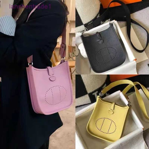 

designer hemrres bag evelynn evelyns one shoulder crossbody leather womens bag casual versatile layer cowhide bucket litchi pattern handbag