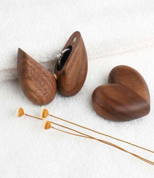 

heart shaped walnut wood ring box velvet soft interior holder organizer jewelry wooden box case for proposal engagement 2107138435986, Black;white