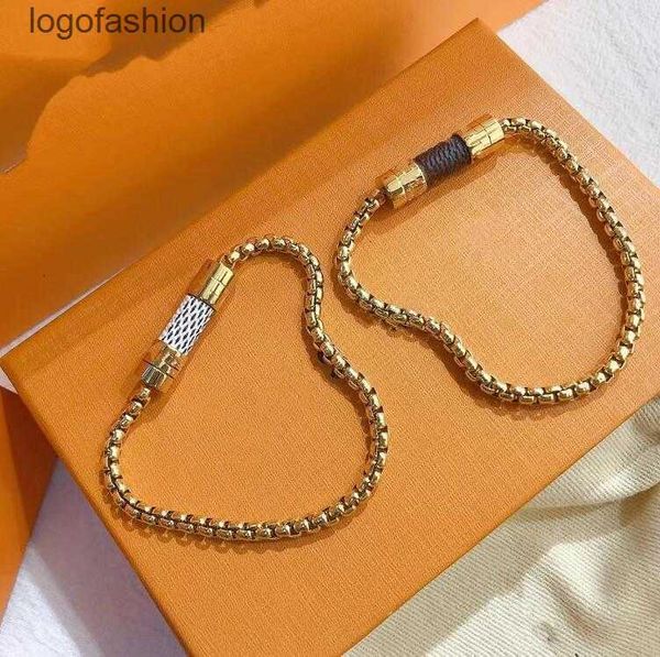 

designers luxury women bracelet temperament bracelets classic old flowers fashion simplicity men womens memorial day gift, Golden;silver