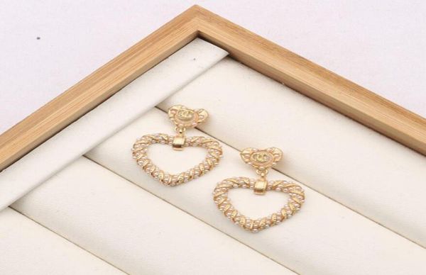 

designers womens designer brand letter earrings ear stud women crystal pearl elegance temperament simple ladies wedding party jewe5286041, Golden;silver