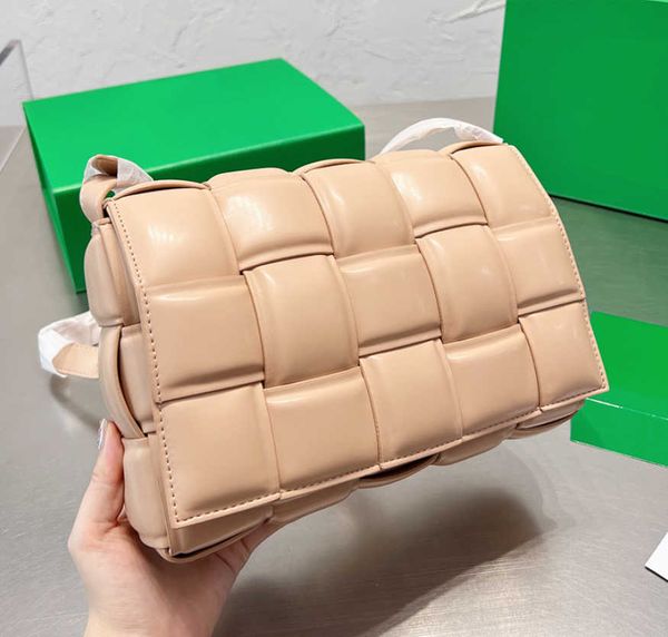 

classic style crossbody bags designer woven shoulder bag ladies evening wallet cross body purses solid color handbags 230808