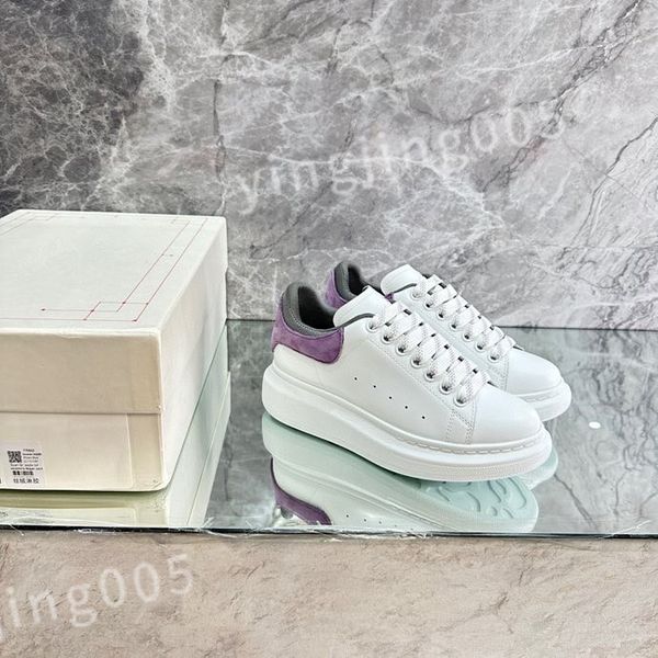 

luxurys designer woman shoe leather lace up men fashion platform oversized sneakers white black mens womens alexanders xsd221101