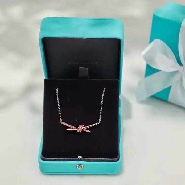 

netizen same style tijia knot necklace 2023 new light luxury pink diamond collar chain versatile gift for girlfriend's valentine's, Silver