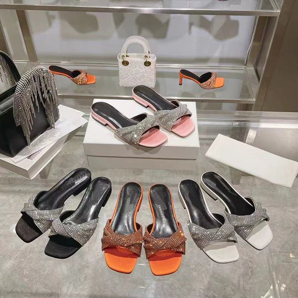 

2023 designer pure color round-toe slides slippers womens luxury 100% leather outdoor real silk rhinestone fashion sandals ladys low-heeled, Black