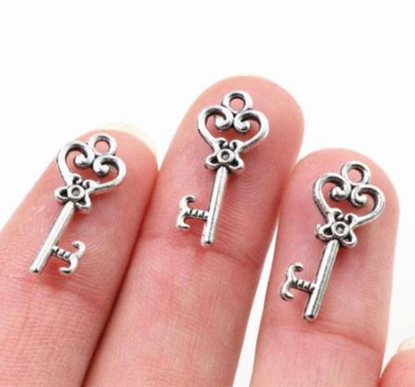 

200pcslot alloy key charms antique silver charms pendant for necklace jewelry making findings 21x9mm6398480, Bronze;silver