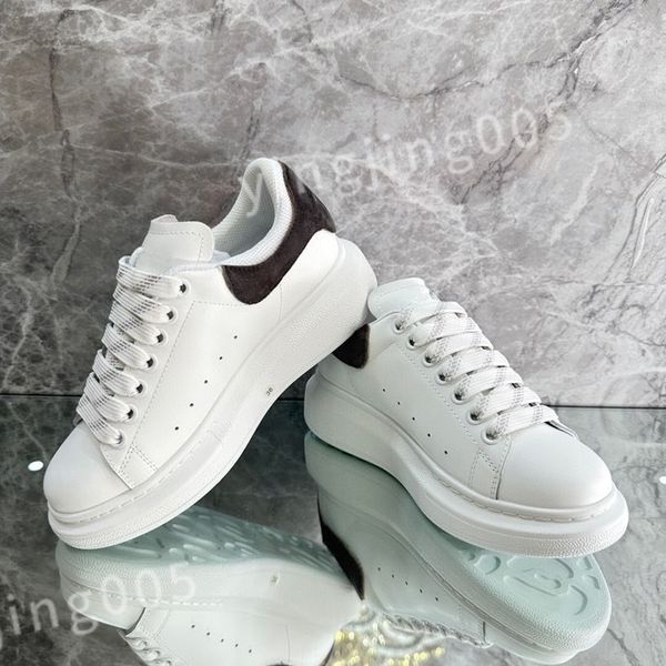 

2023 designer woman shoes leather lace up men fashion platform oversized sneakers white black mens womens alexanders xsd221101