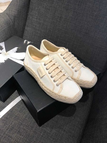 

7a 2023 new designer casual fashion channel sneakers womens luxury vintage casual canvas shoes straw woven fisherman's shoes new traine, Black