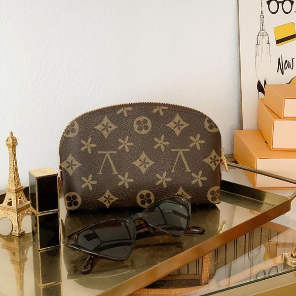 

m47515 make up cosmetic vanity bags totes wash shoulder luxurys designer handbags genuine leather men cross body fashion bag womens toiletry