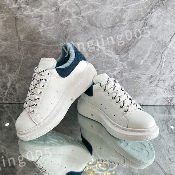 

2023 luxury designer woman shoes leather lace up men fashion platform oversized sneakers white black mens womens alexanders xsd221101