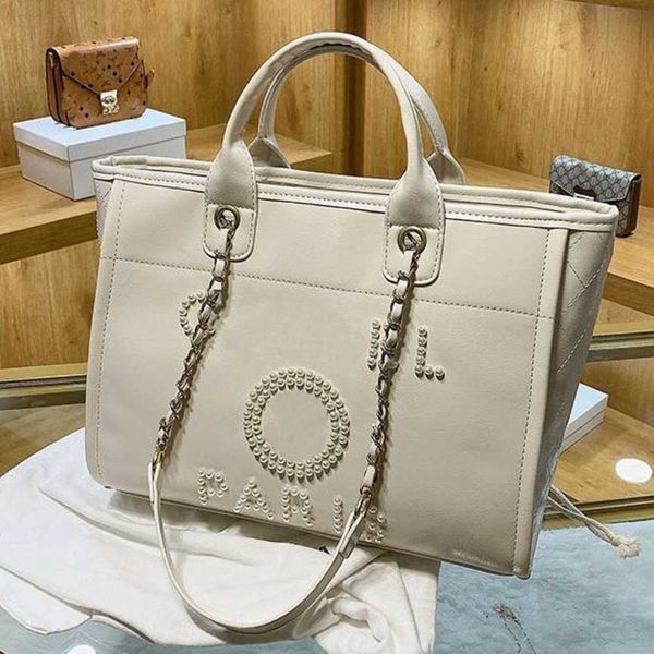 

luxury women's classic handbags beach bags brand metal badge tote bag designer small mini evening handbag female capacity large leather, Black;red