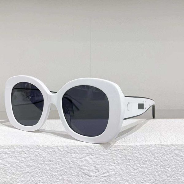 

xiangjia new stars with irregular classic suyuan style versatile trendy sunglasses, White;black
