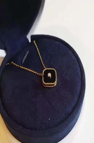 

new 100 silver luxury designer necklace 4four leaf clover pendants necklaces elegant fashion 18k gold agate mother of pearl wome5103489