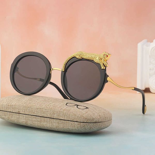

sunglasses luxury fashion outdoor designer summer women classical polarized personalized round frame sunglasses women steampunk leopard wome, White;black